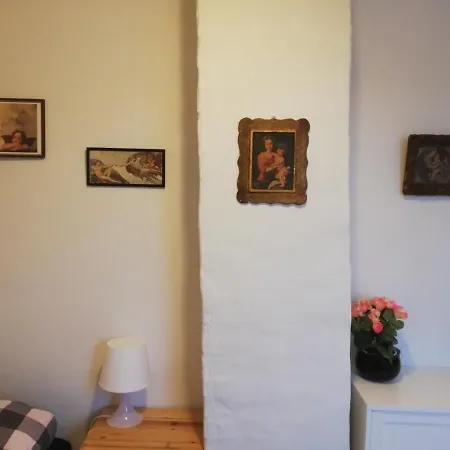 Rosengarden Bed and Breakfast 2*